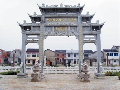 尹國安:點石成金，雕出頑石靈性